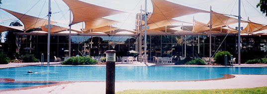 Sails_in_the_Desert_Hotel