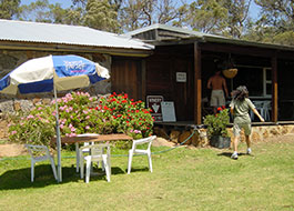 Castel_Rock_Estate