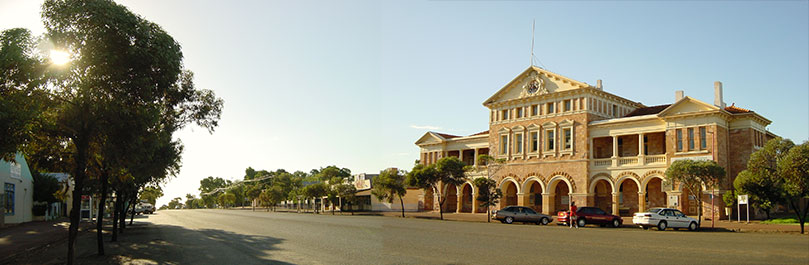 Huge_Town_Hall