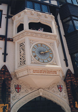 London_Court