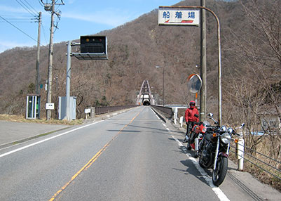 勴