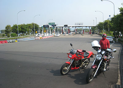 쑾cIC